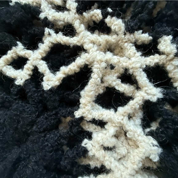 Beautiful Zadig & Voltaire Crochet Shawl - Picture 8 of 9